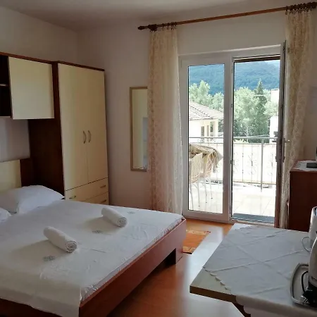 Apartments Emmas Studio Stari Grad  Exterior photo