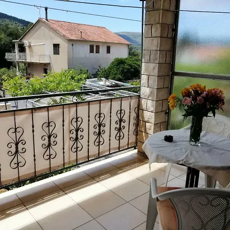 Apartments Emmas Studio Stari Grad  Exterior photo